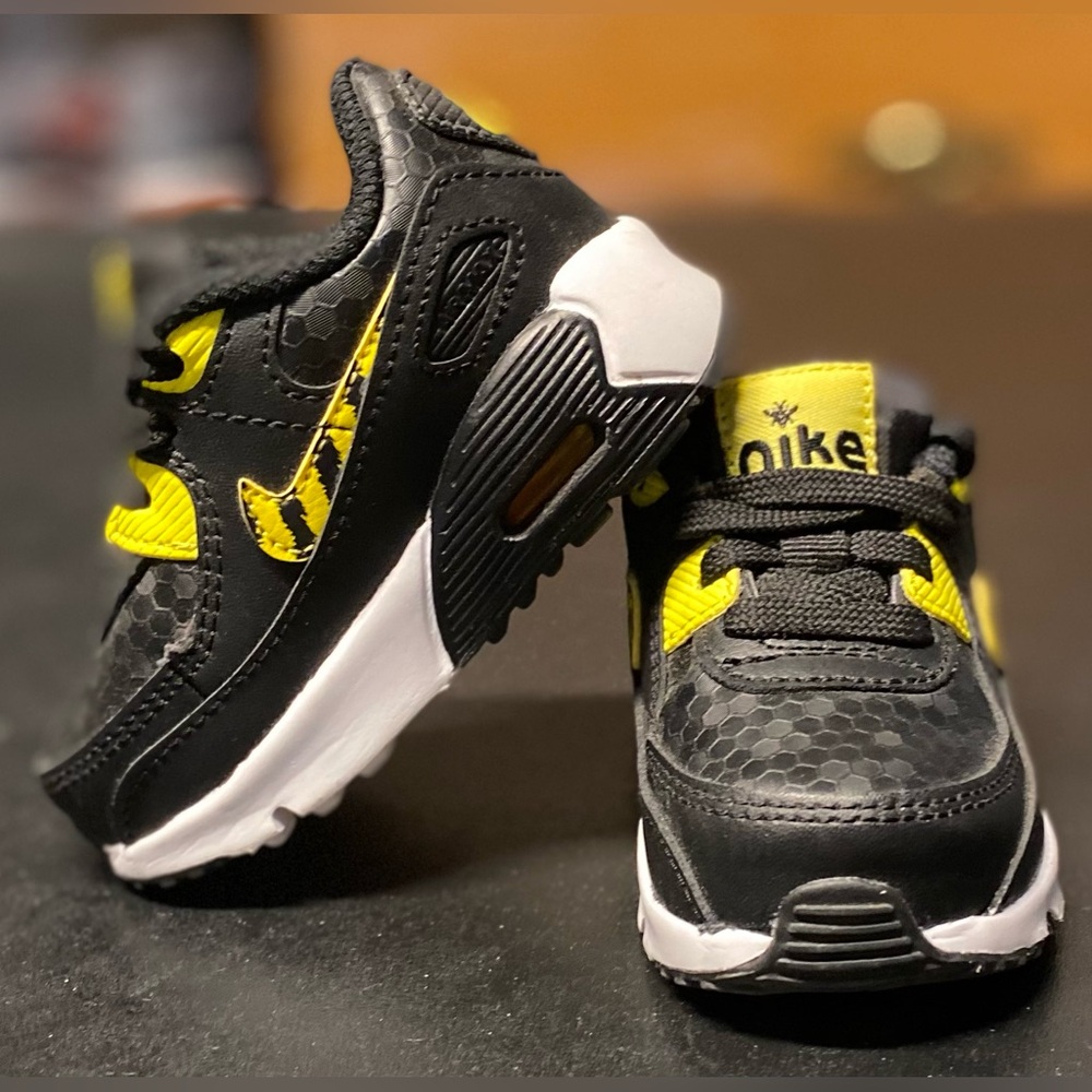 SIZE 4C - Nike Air Max “Bumblebee”